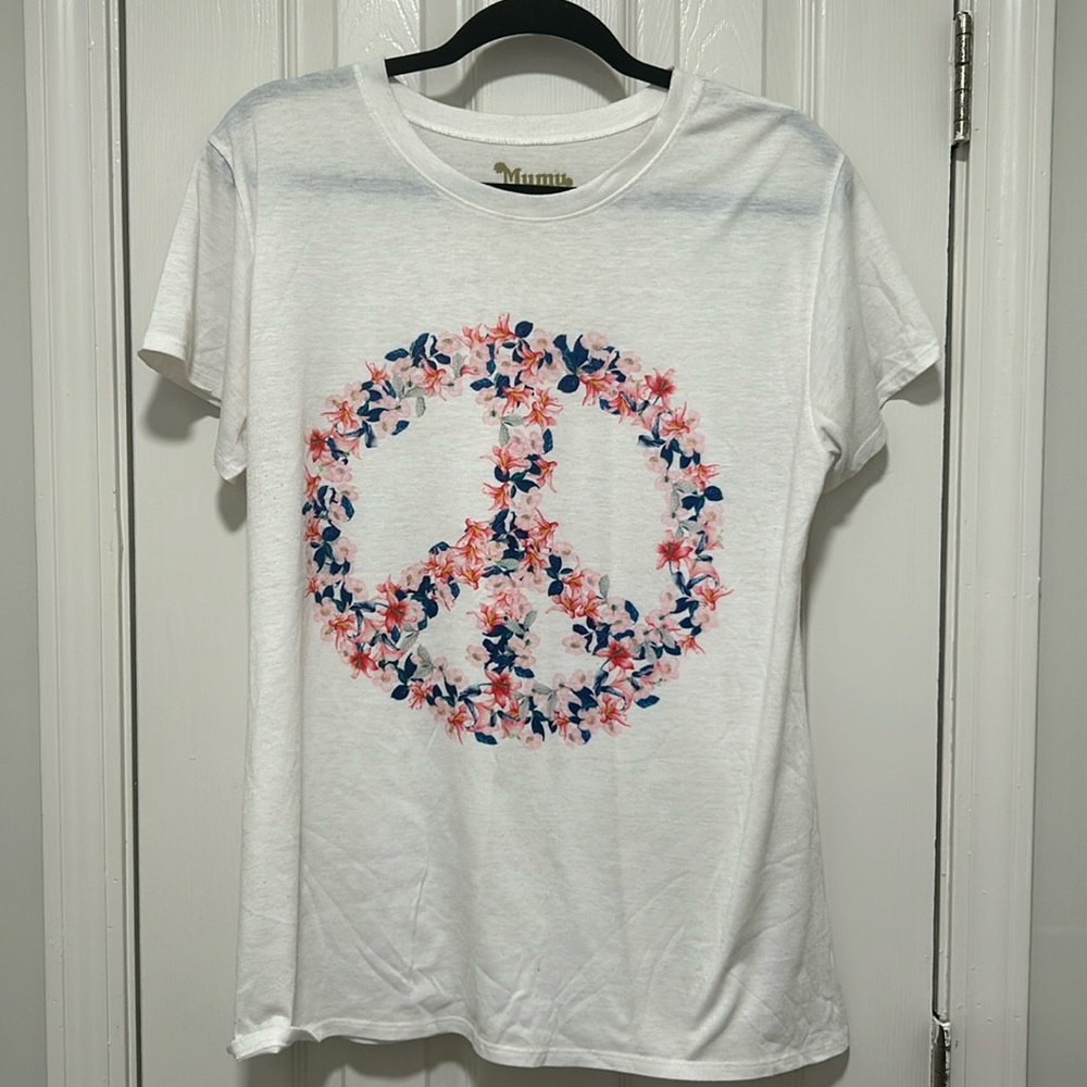 Show Me Your MUMU. Floral. Peace Sign. Oversized T-shirt. Size M.